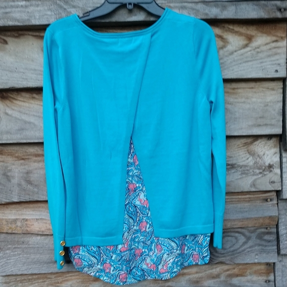 🆕Crown & Ivy Sweater Top Gold Buttons Solid Top Floral Bottom Small NWOT - Picture 6 of 12